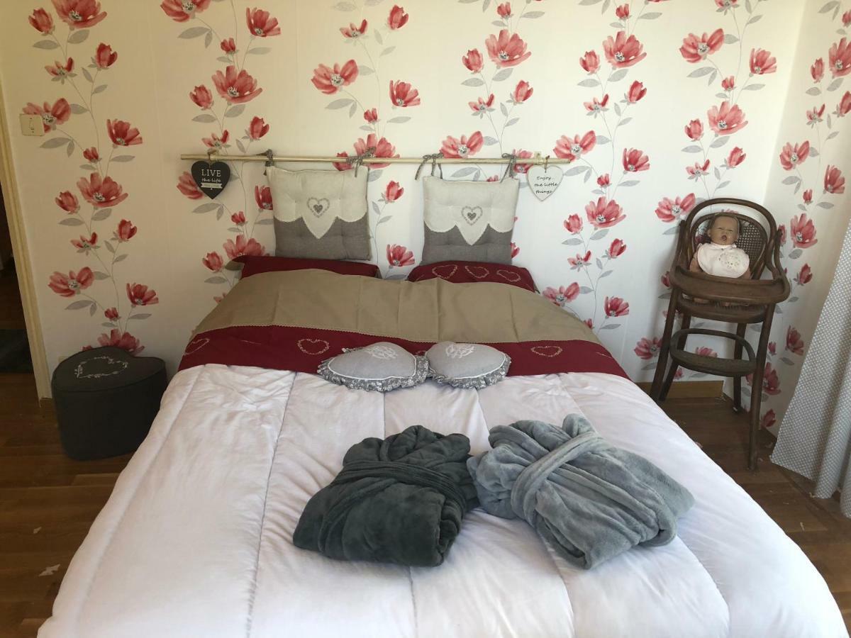 Les Chambres De Cathy Murat Kültér fotó